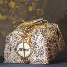 Load image into Gallery viewer, Muzzi Panettone Pears and Chocolate Animalier 1Kg
