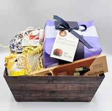 Load image into Gallery viewer, Italian Food Online Holiday Gift Basket 1
